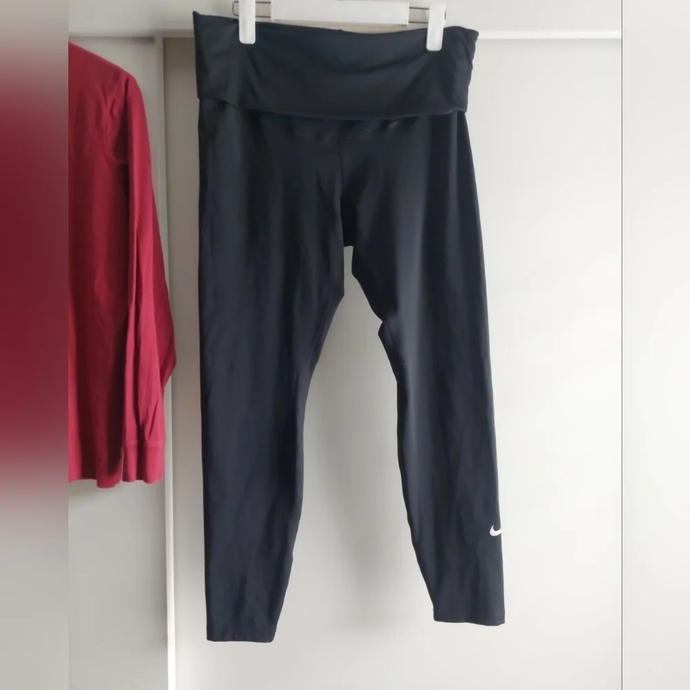 Nike Running Matching Set Longsleeve Shirt L & Yoga Leggings XL ATHLEISURE